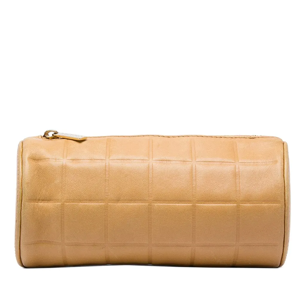 Chanel CC Chocolate Bar Lambskin Barrel Cosmetic Pouch Beige Leather Very good - Front View