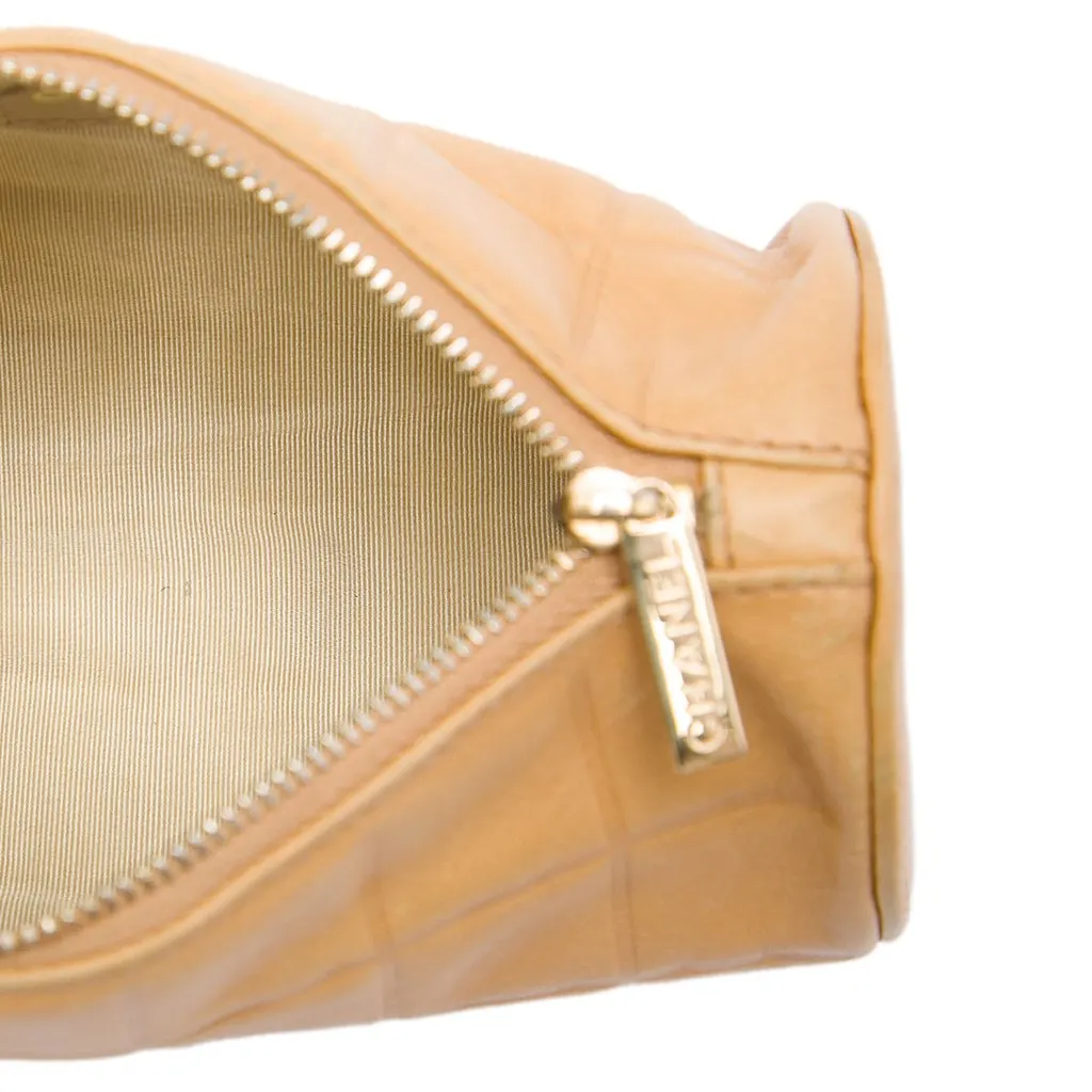 Chanel CC Chocolate Bar Lambskin Barrel Cosmetic Pouch Beige Leather Very good - Model View