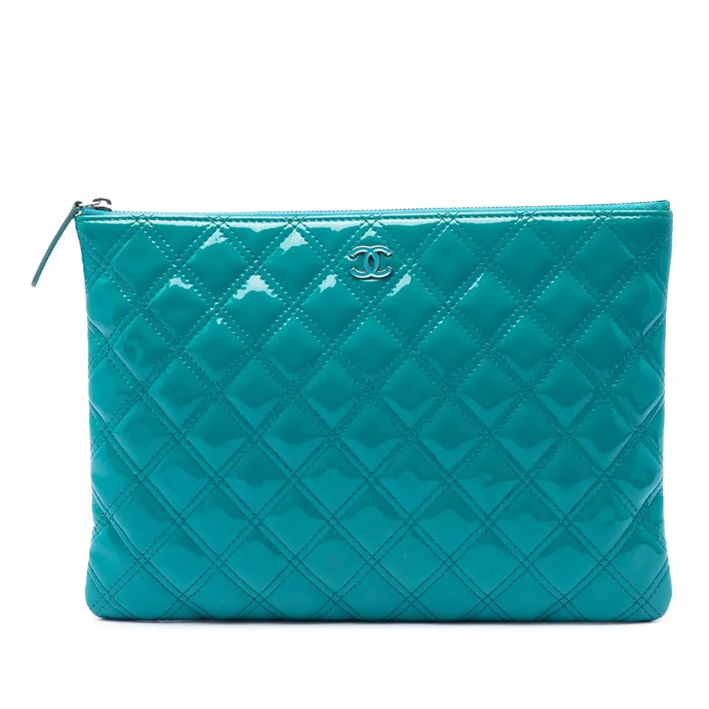 Chanel Medium Quilted Patent O Case Clutch Blue Leather Very good - Front View