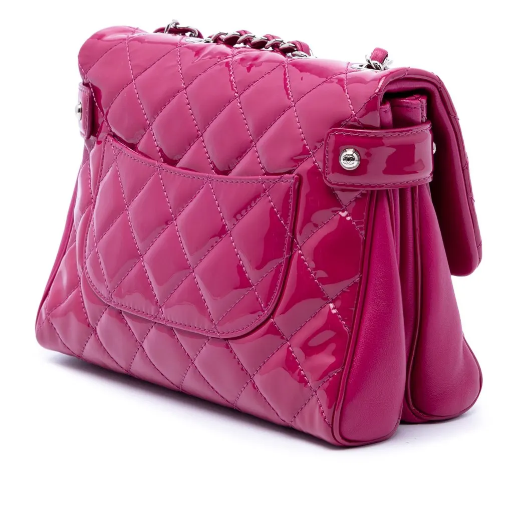 Chanel Medium CC Quilted Patent Double Compartment Flap Pink Leather Very good - Back View