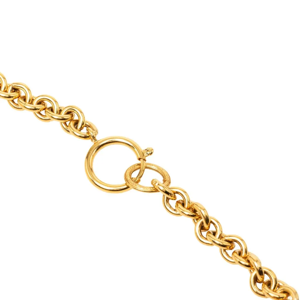 Chanel CC Gold Plated Quilted Pendant Necklace Gold Metal Very good - Model View