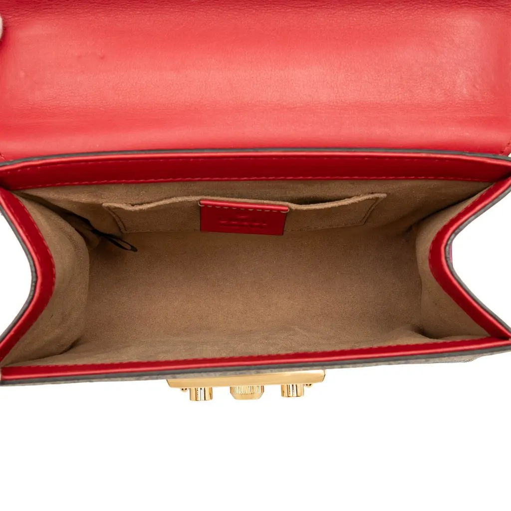 Gucci Small GG Supreme Padlock Crossbody Beige Very good - Model View