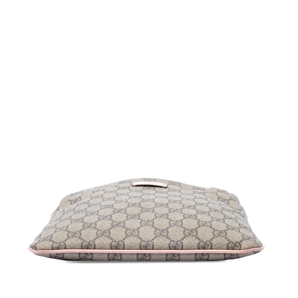 Gucci GG Supreme Crossbody Beige Very good - Inside View