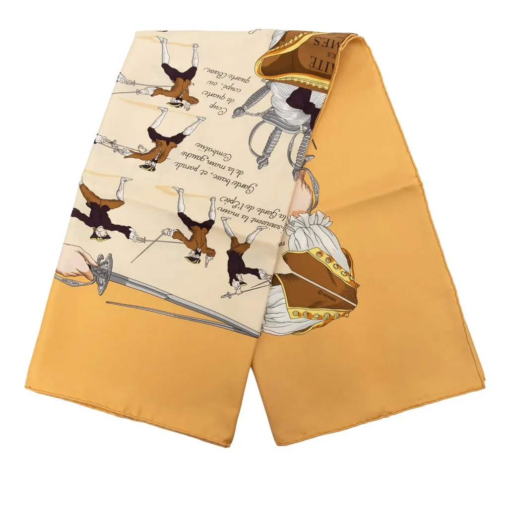Hermès Traite Des Armes Silk Scarf 90 Beige Very good - Front View