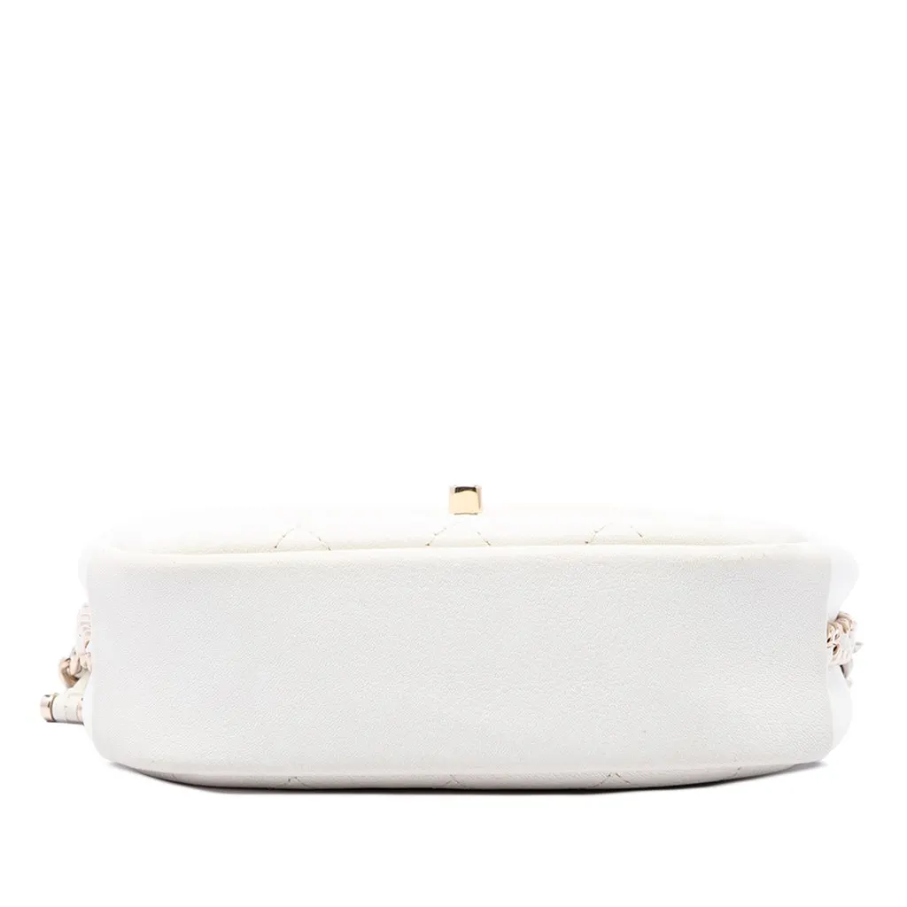 Chanel Small Quilted Goatskin Casual Trip Camera Bag White Leather Very good - Inside View