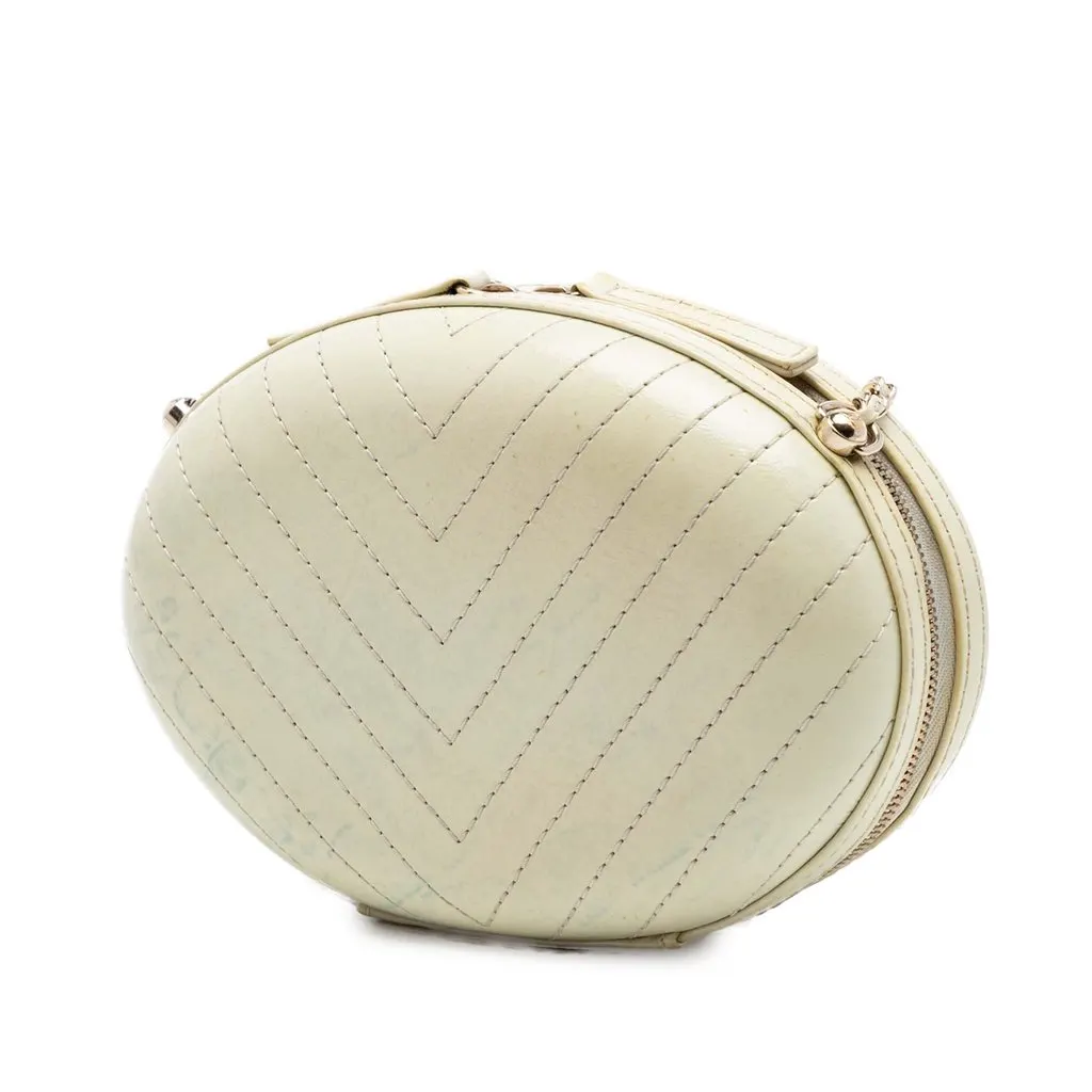 Chanel Chevron Stitched Calfskin La Pausa Evening Bag White Leather Very good - Back View