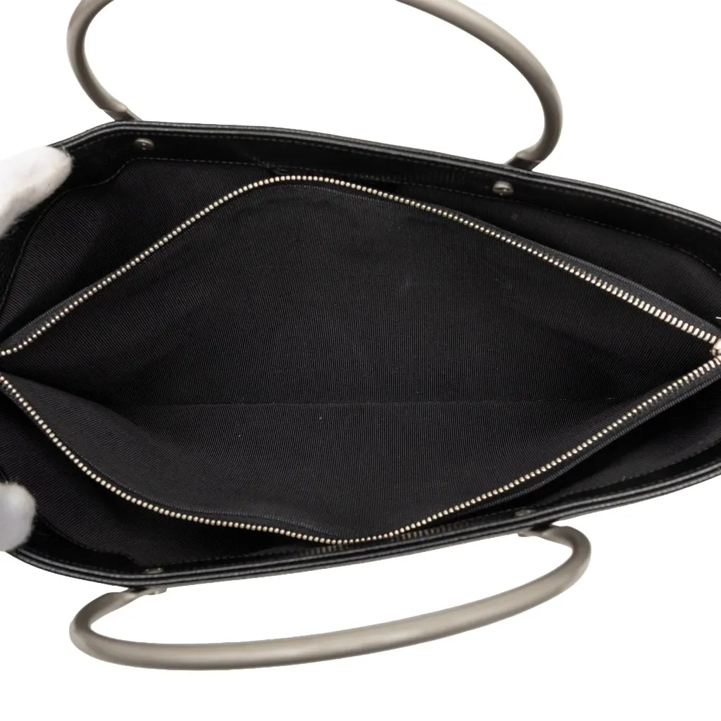 Chanel CC Caviar Metal Top Handle Tote Black Leather Very good - Model View