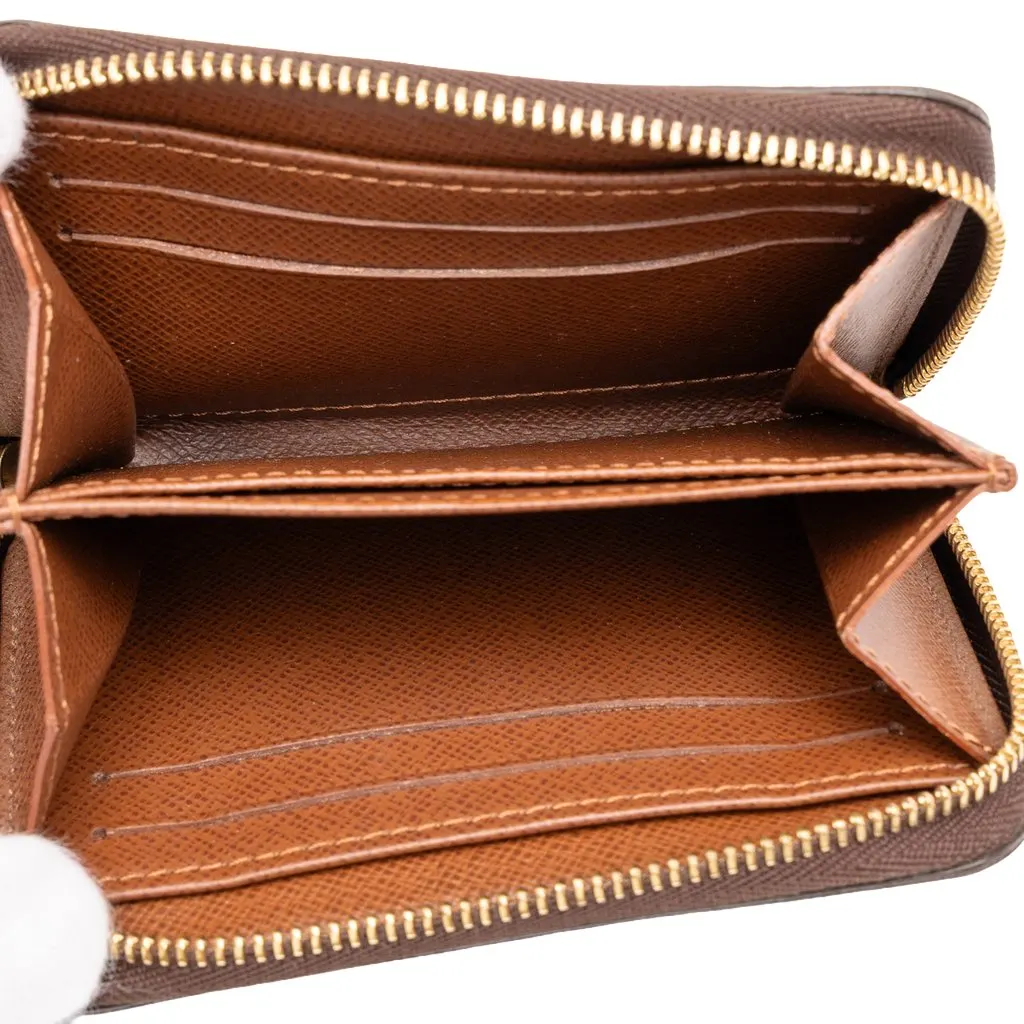 Louis Vuitton Monogram Zippy Coin Purse Brown Canvas Very good - Model View