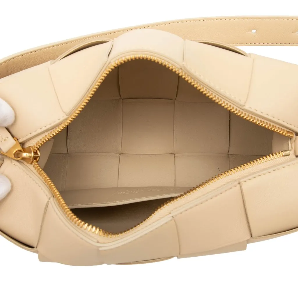 Bottega Veneta Small Nappa Intrecciato Brick Cassette Brown Leather Very good - Model View