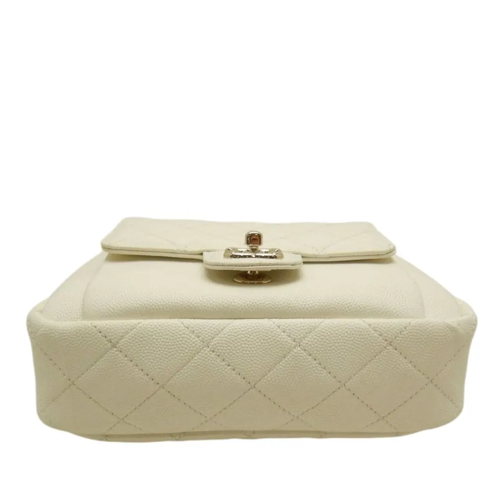 Chanel CC Quilted Caviar Day Camera Bag White Leather Very good - Inside View
