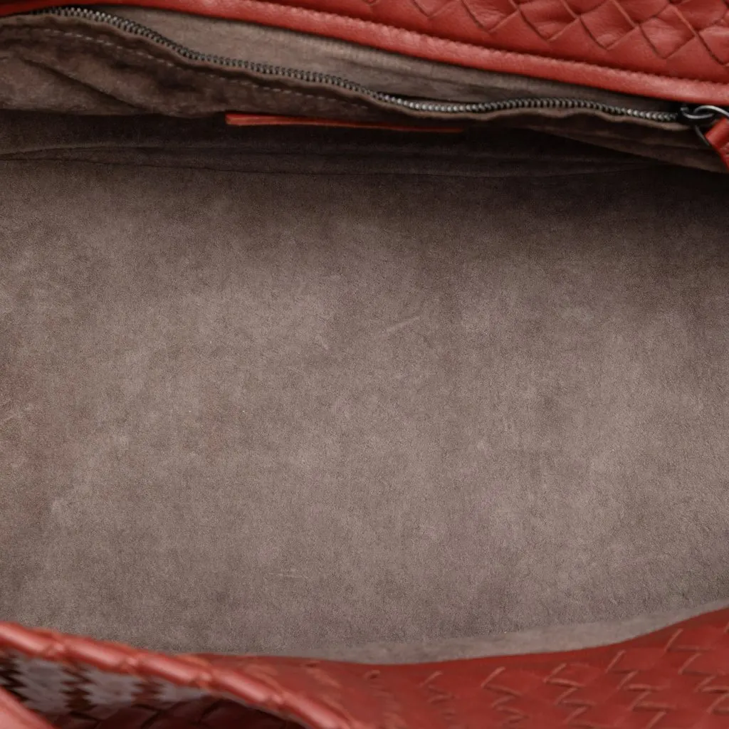 Bottega Veneta Medium Nappa Intrecciato Cesta Tote Red Leather Very good - Model View