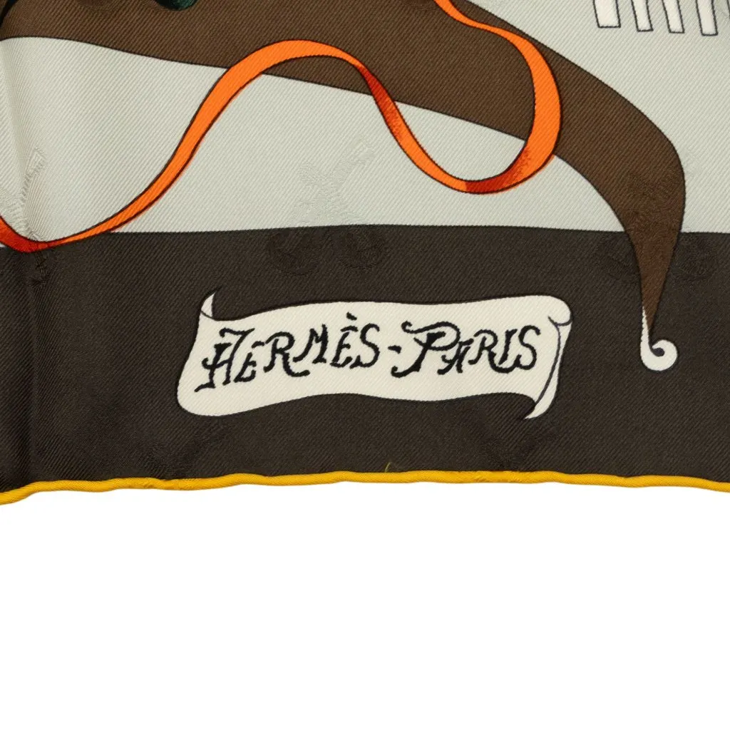 Hermès Le Carnaval de Venise Silk Scarf 90 Yellow Silk Good - Inside View