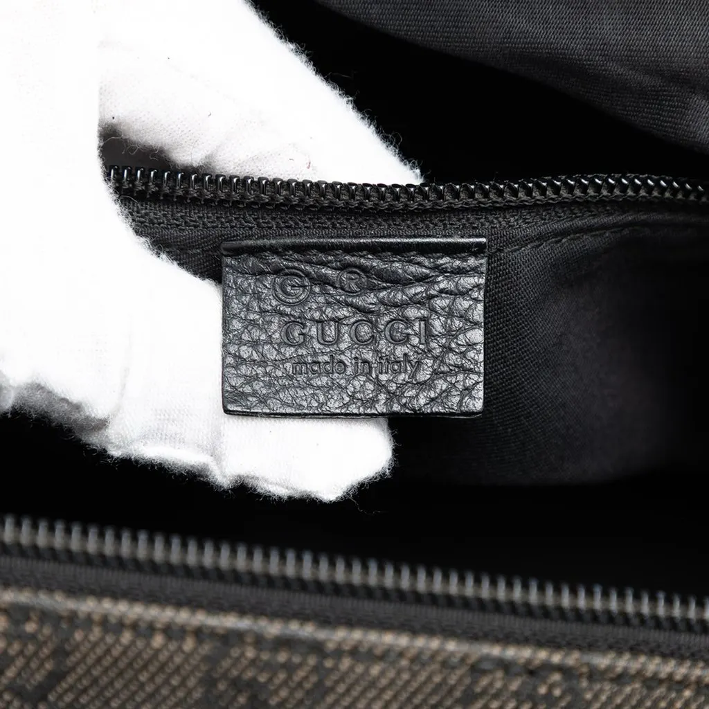 Gucci GG Denim Crossbody Black Very good - Box View