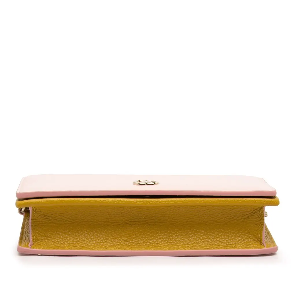 Gucci GG Marmont Calfskin Wallet On Chain Pink Leather Very good - Inside View