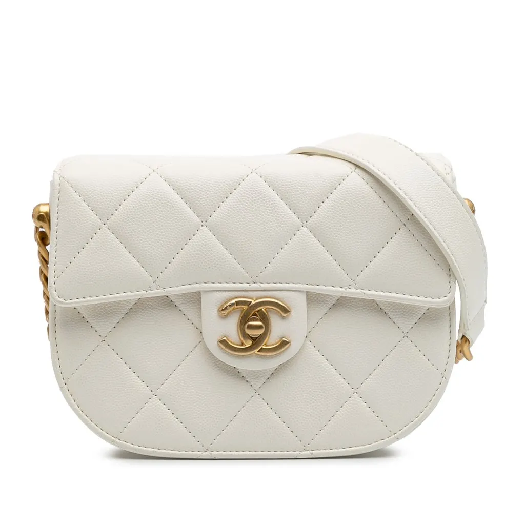 Chanel CC Quilted Lambskin Round Moon Messenger Flap White Leather Very good - Front View