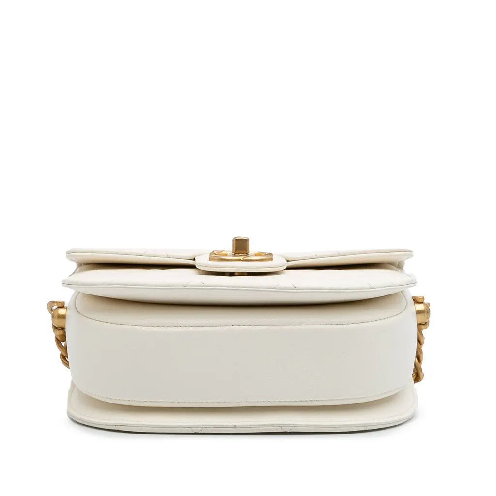 Chanel CC Quilted Lambskin Round Moon Messenger Flap White Leather Very good - Inside View