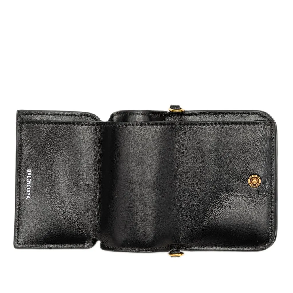 Balenciaga Mini Grained Calfskin Logo Cash Wallet On Chain Black Leather Very good - Model View