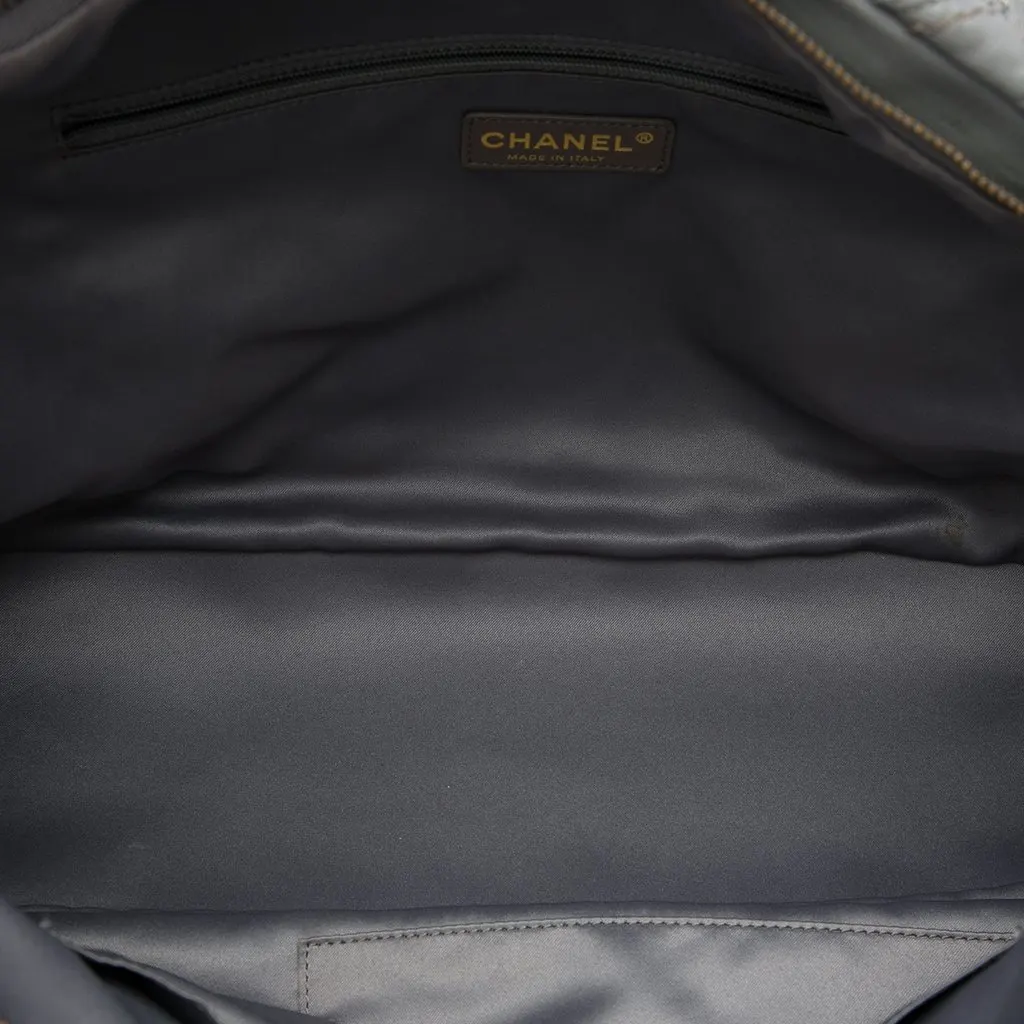 Chanel CC Quilted Calfskin Triptych Tote MultiColor Leather Very good - Model View