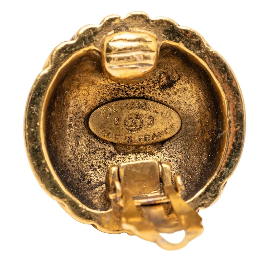 Chanel CC Gold Plated Shell Clip On Earrings Gold Metal Very good - Inside View