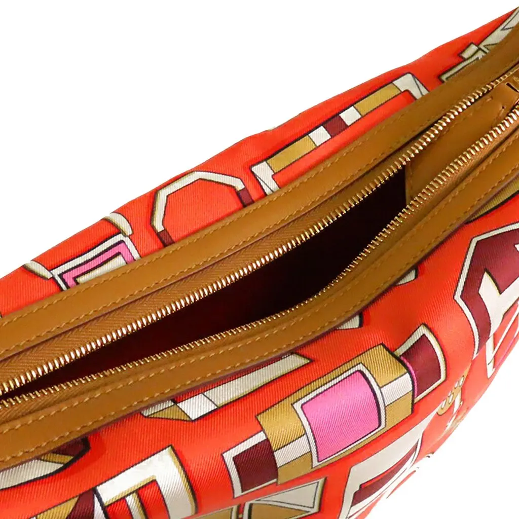 Hermès Silk and Swift Carre En Boucles Sursoie To Go Pouch Orange Very good - Model View