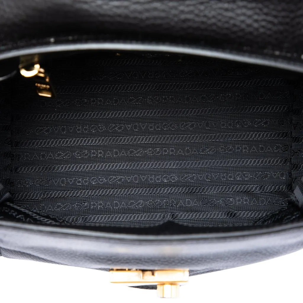 Prada Vitello Daino Soundlock Satchel Black Leather Very good - Model View