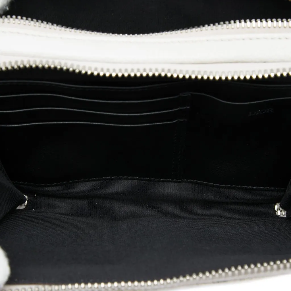 Dior Oblique Canvas Double Zip Crossbody Brown Very good - Model View