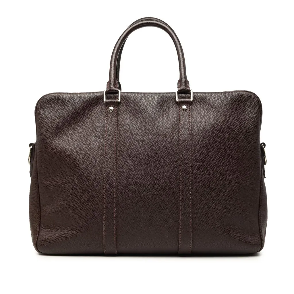 Louis Vuitton Taiga Porte Documents Voyage PM Brown Leather Very good - Front View