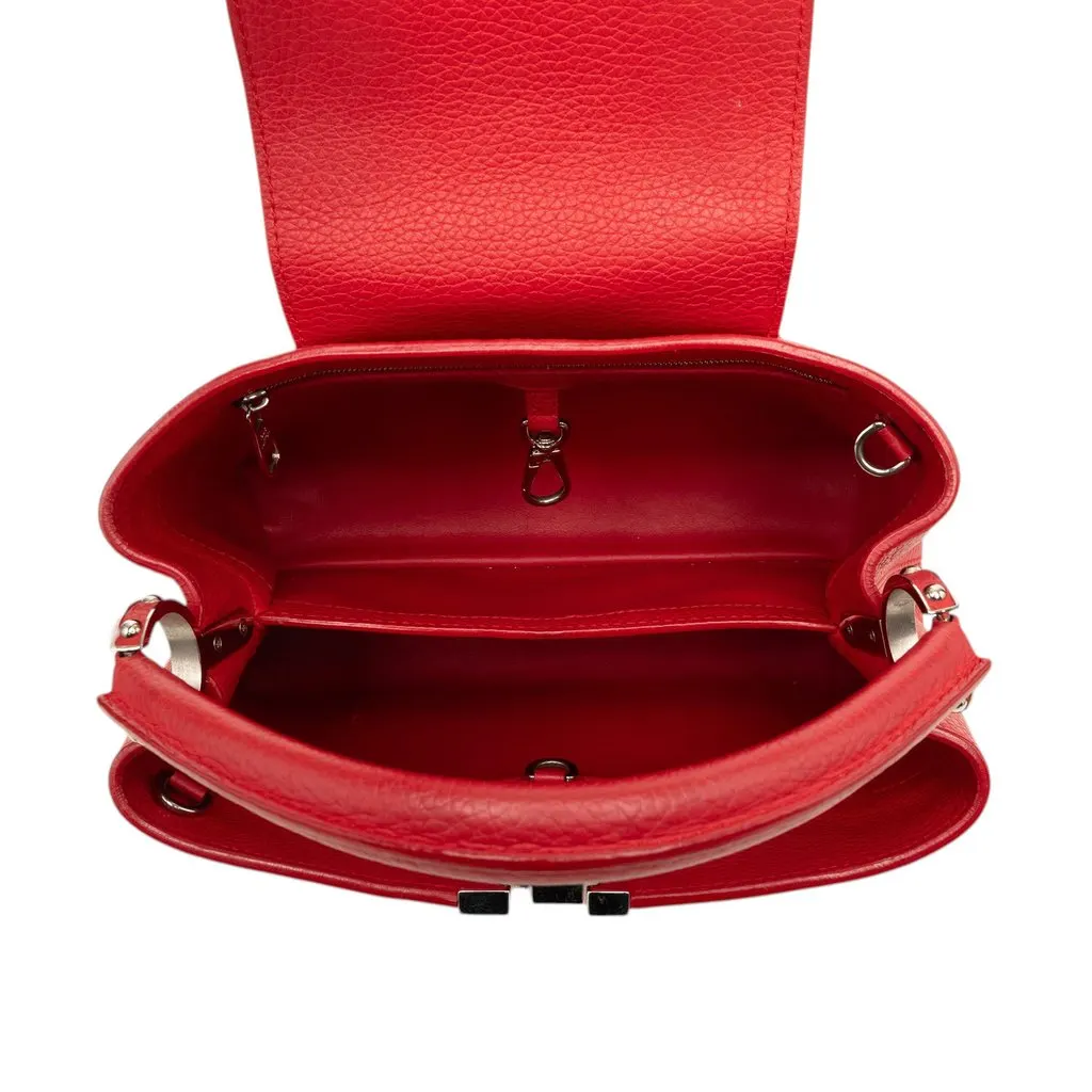 Louis Vuitton Taurillon Capucines Old MM Red Leather Very good - Model View