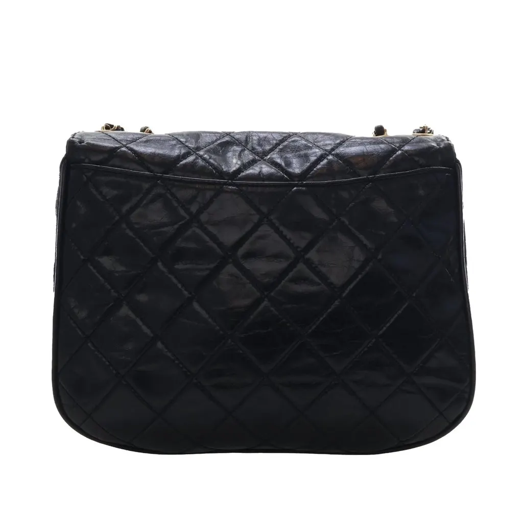 Chanel Medium Quilted Glazed Calfskin Bubble CC Flap Black Leather Very good - Model View