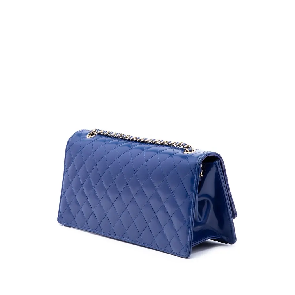 Chanel CC Quilted Lambskin East West Flap Clutch with Chain Blue Leather Very good - Back View