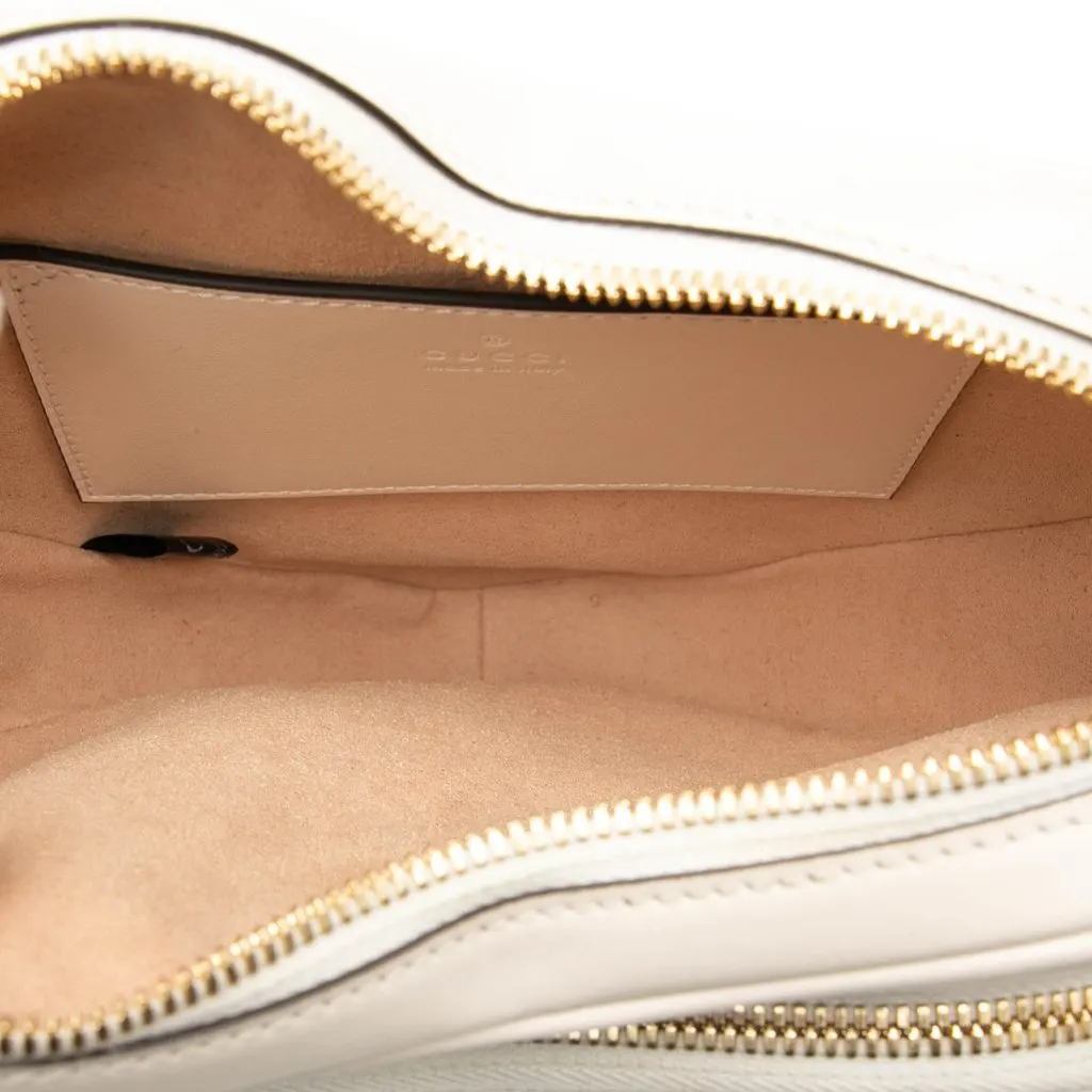 Gucci Mini Matelasse Diagonal Calfskin Interlocking G Heart Crossbody White Leather Very good - Model View