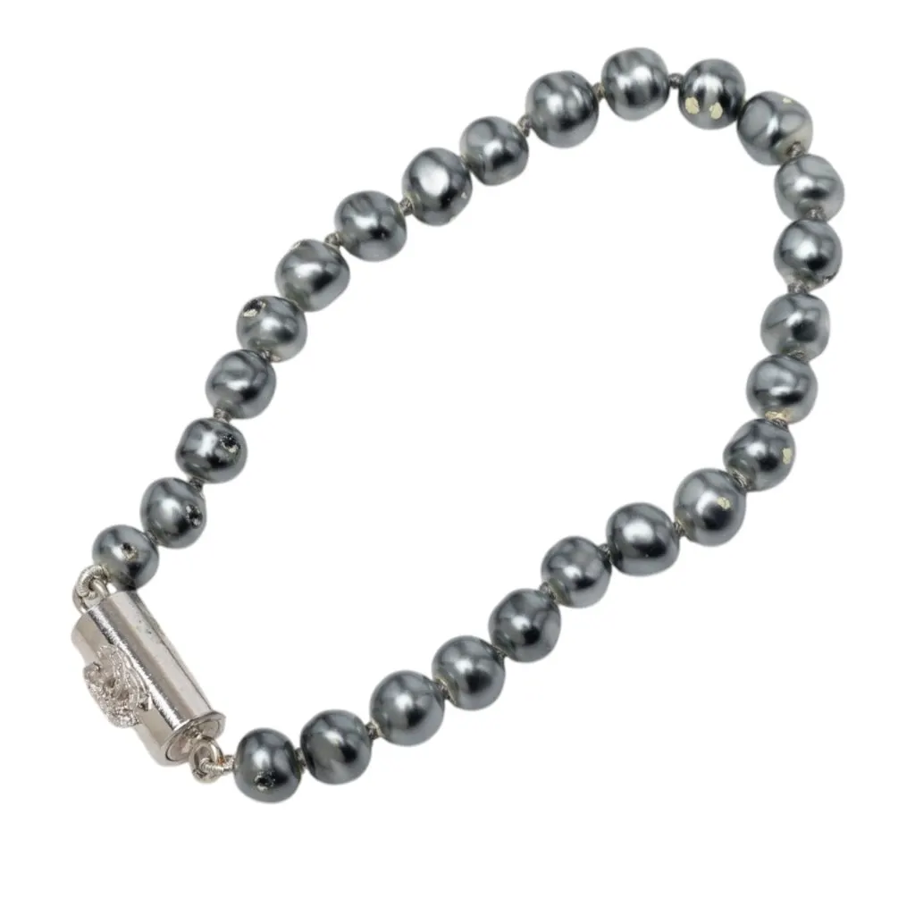 Chanel CC Faux Pearl Brass Bracelet MultiColor Very good - Front View
