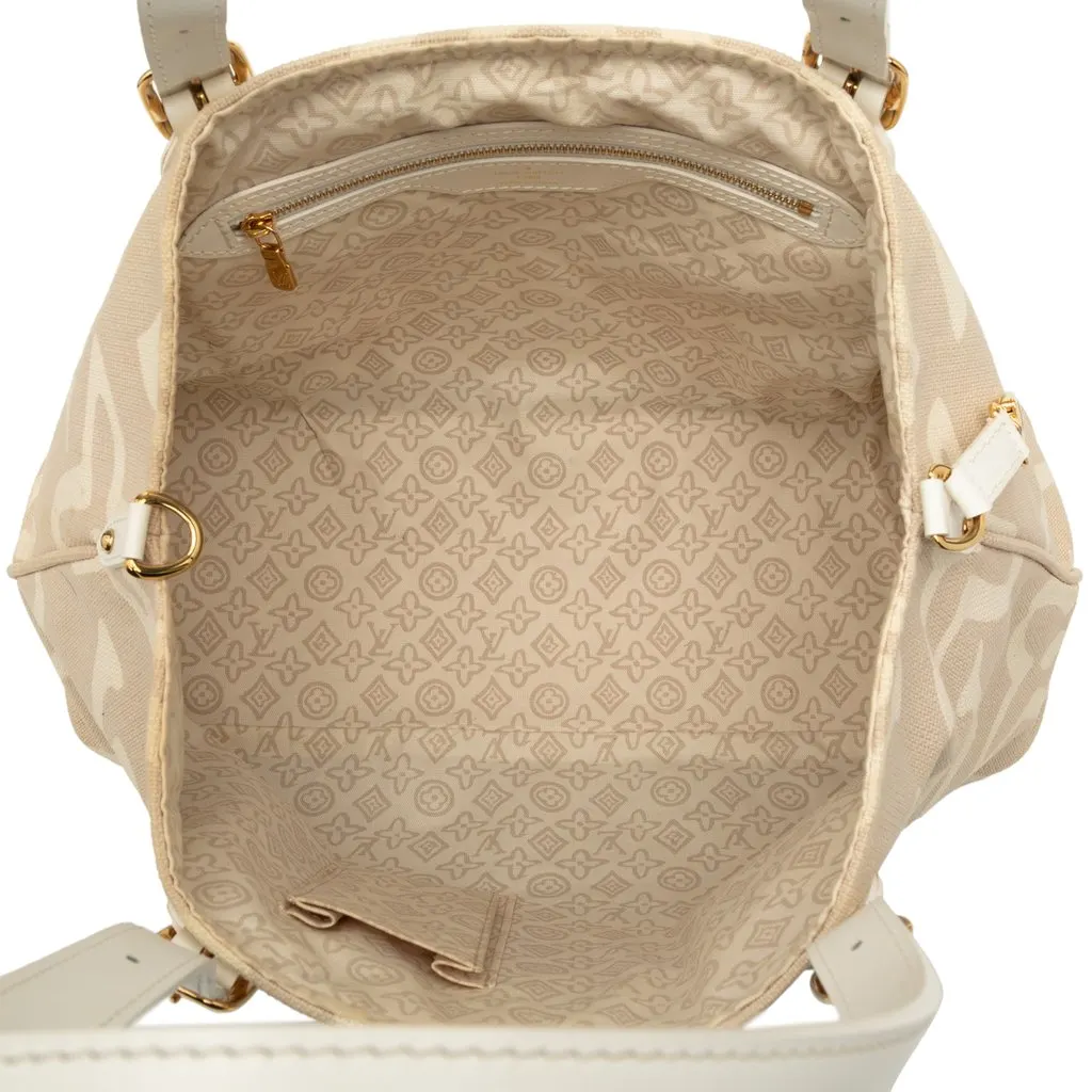 Louis Vuitton Monogram Tahitienne Cabas PM Beige Very good - Model View