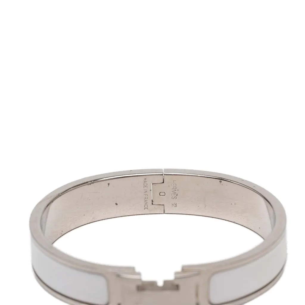 Hermès Narrow Enamel Clic H Bracelet GM White Very good - Model View