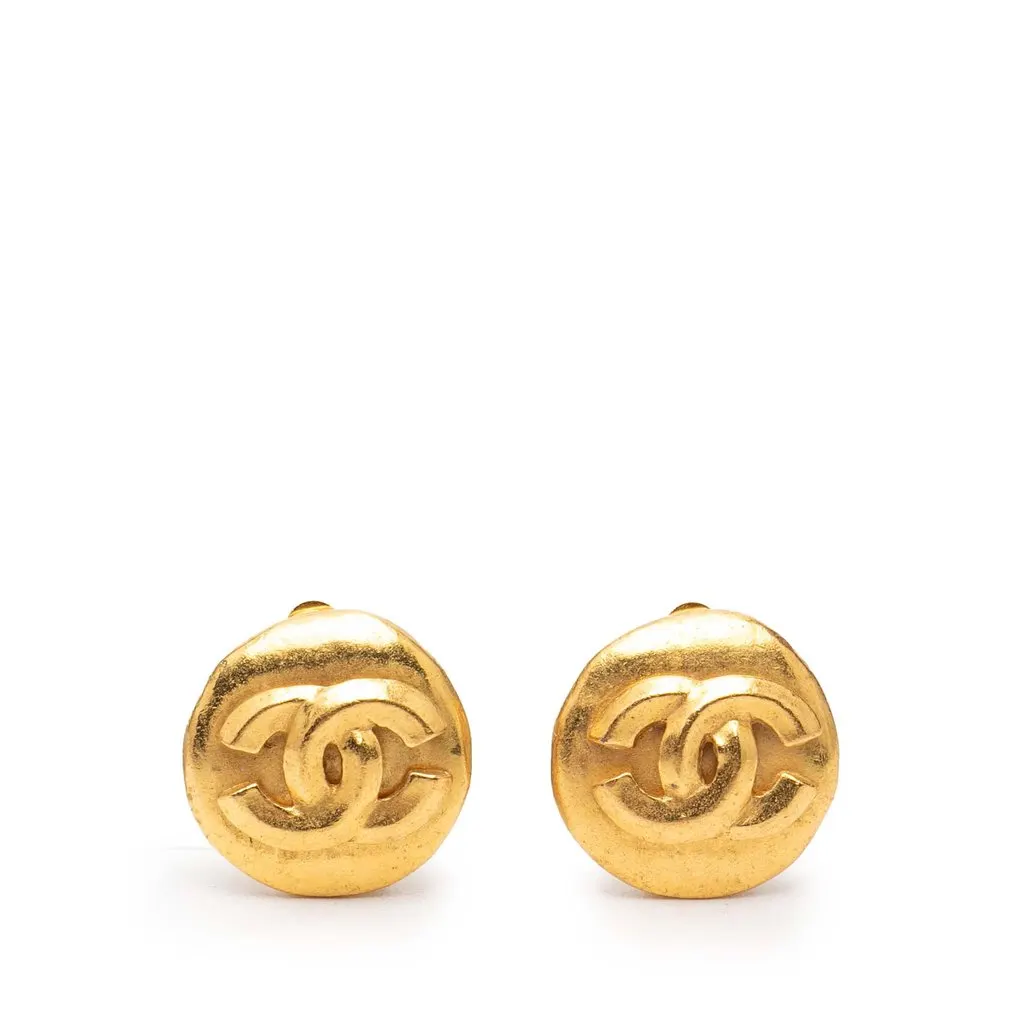 Chanel CC Gold Plated Round Clip On Earrings Gold Metal Very good - Front View