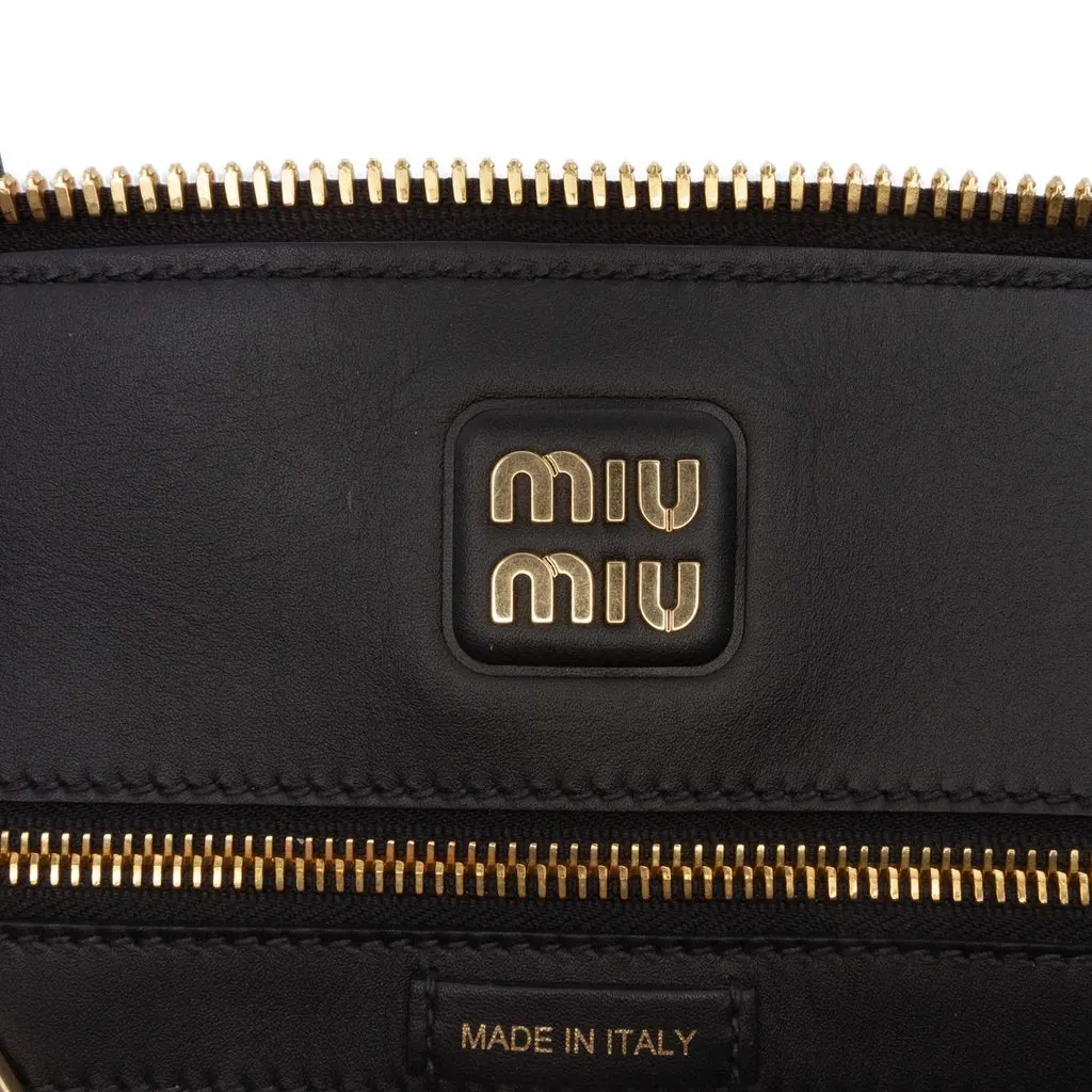 Miu Miu Softy Calfskin Embossed Logo Shoulder Bag Black Leather Very good - Box View