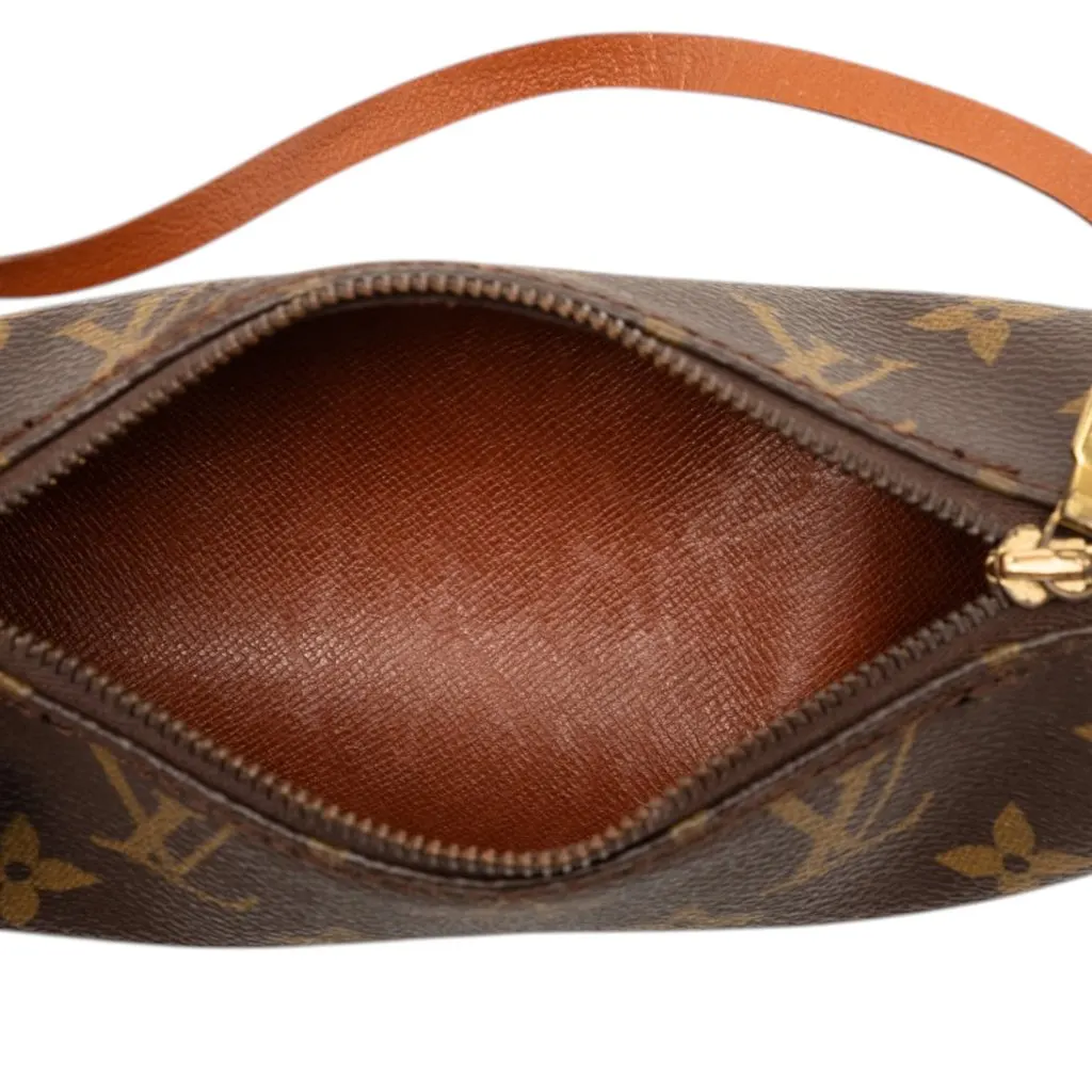 Louis Vuitton Monogram Papillon Pochette Brown Very good - Model View