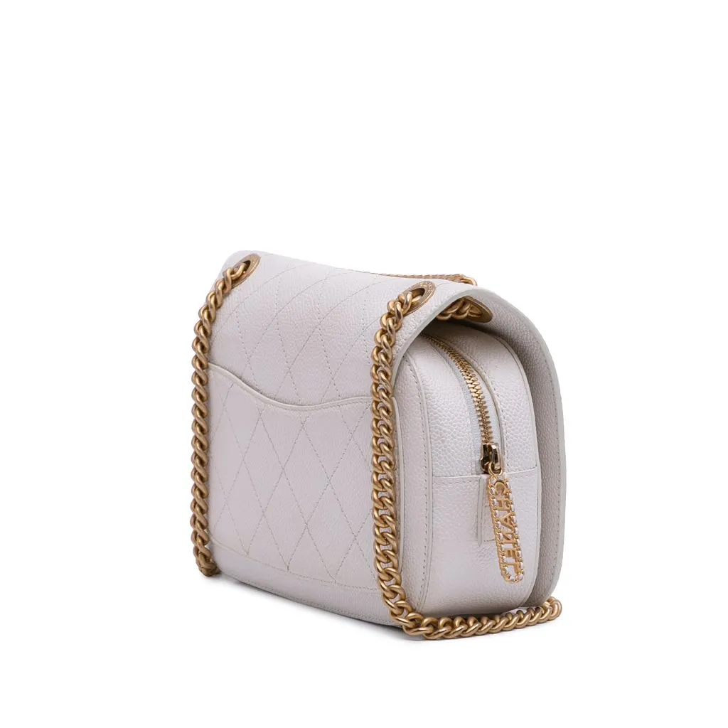 Chanel CC Quilted Caviar Turnlock Full Flap White Leather Very good - Back View