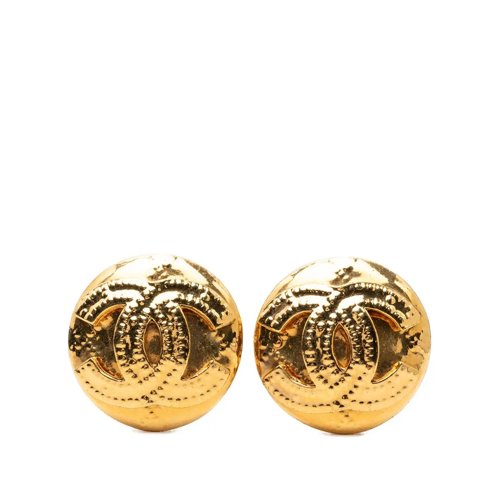 Chanel CC Gold Plated Round Clip On Earrings Gold Metal Very good - Front View