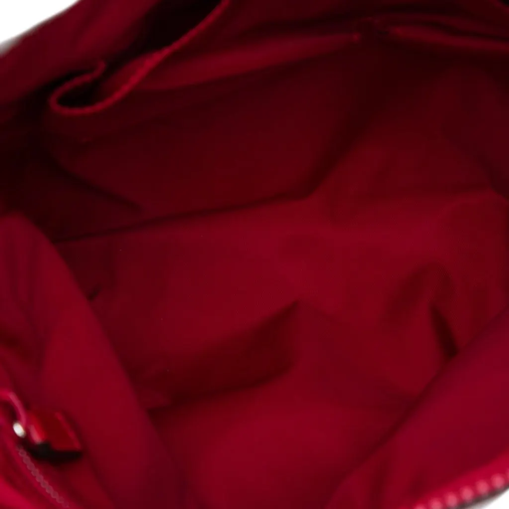 Gucci GG Nylon Flat Messenger Bag Red Very good - Model View