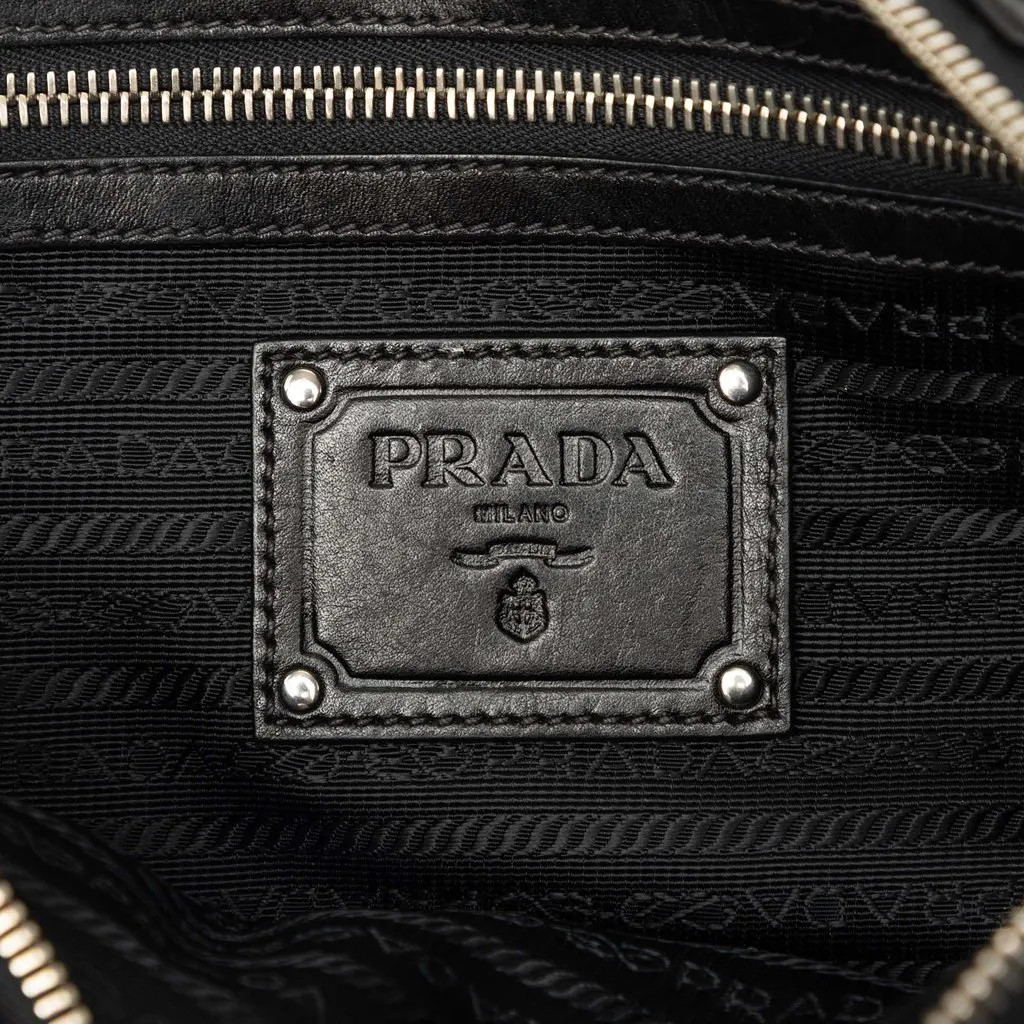 Prada Calfskin Diamond Pleated Clutch Black Leather Very good - Box View