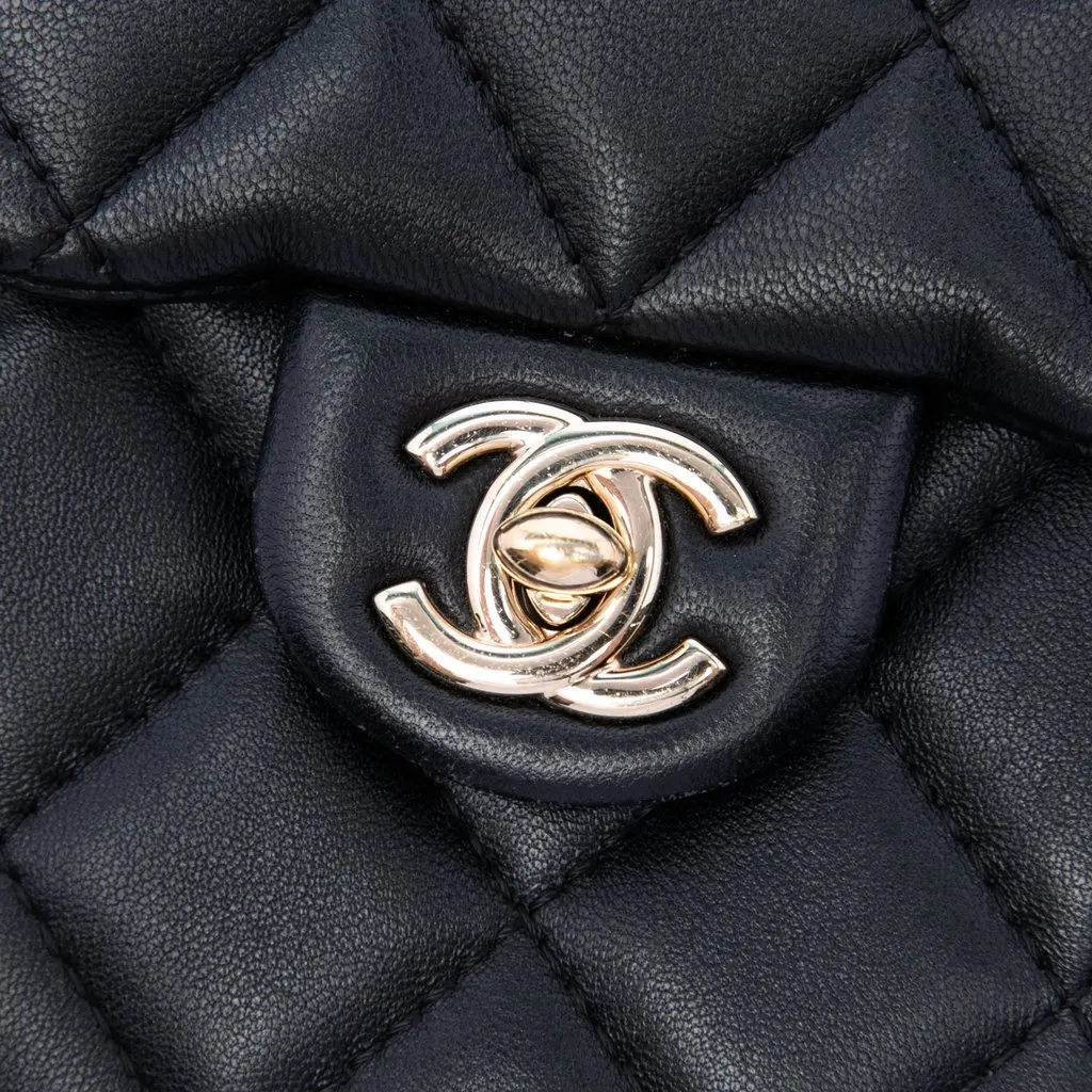 Chanel Quilted Lambskin My Precious Pearls Phone Holder with Chain Black Leather Very good - Box View