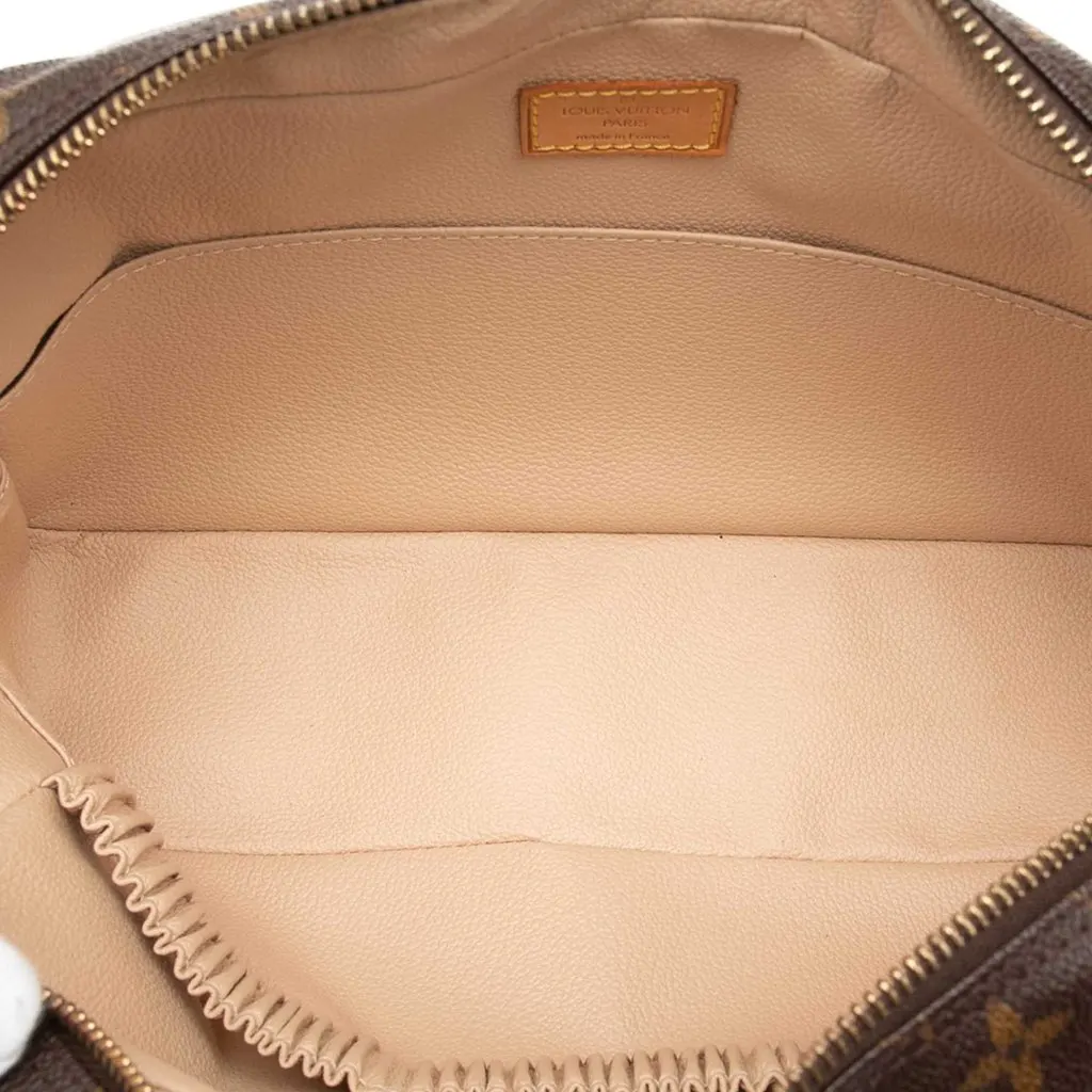 Louis Vuitton Monogram Trousse Toilette 28 Brown Good - Model View