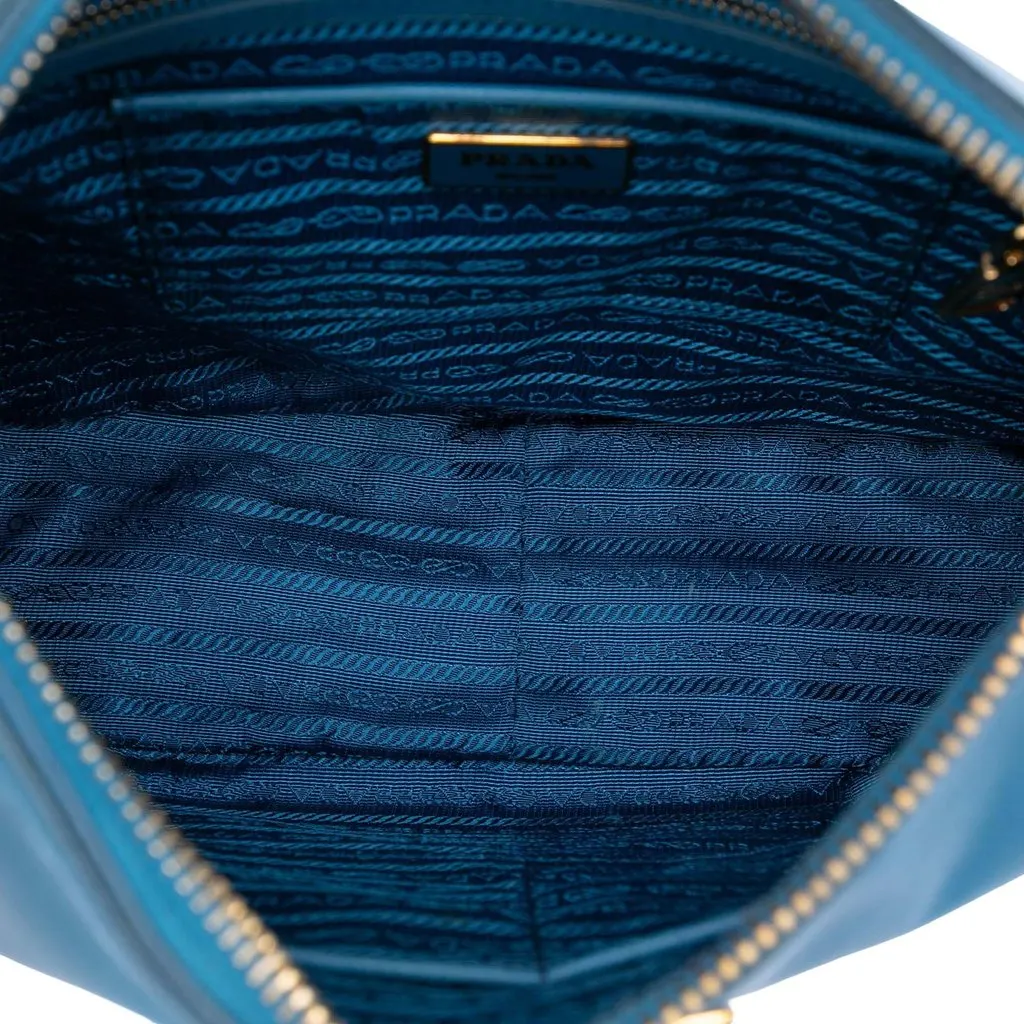Prada Saffiano Lux Shoulder Bag Blue Leather Very good - Model View