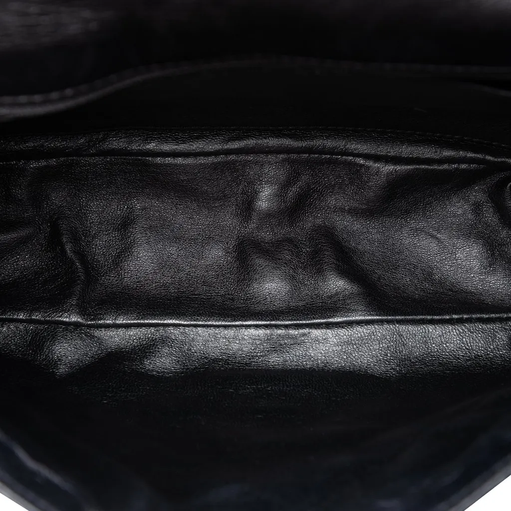 Chanel Jumbo Classic Patent Single Flap Black Leather Very good - Model View