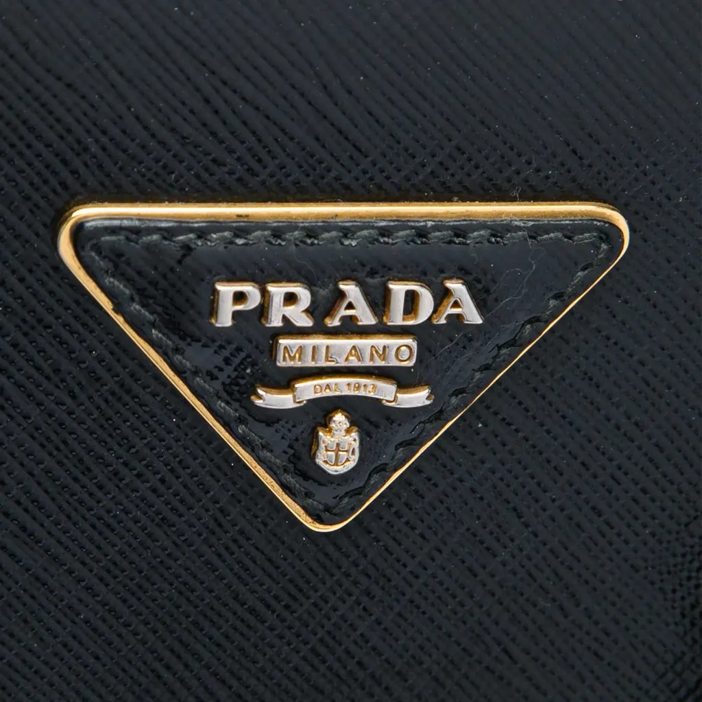 Prada Saffiano Vernice Open Pyramid Convertible Tote Black Leather Very good - Model View