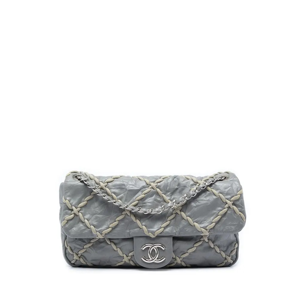 Chanel Medium Quilted Crinkled Calfskin Ultra Stitch Flap MultiColor Leather Very good - Front View