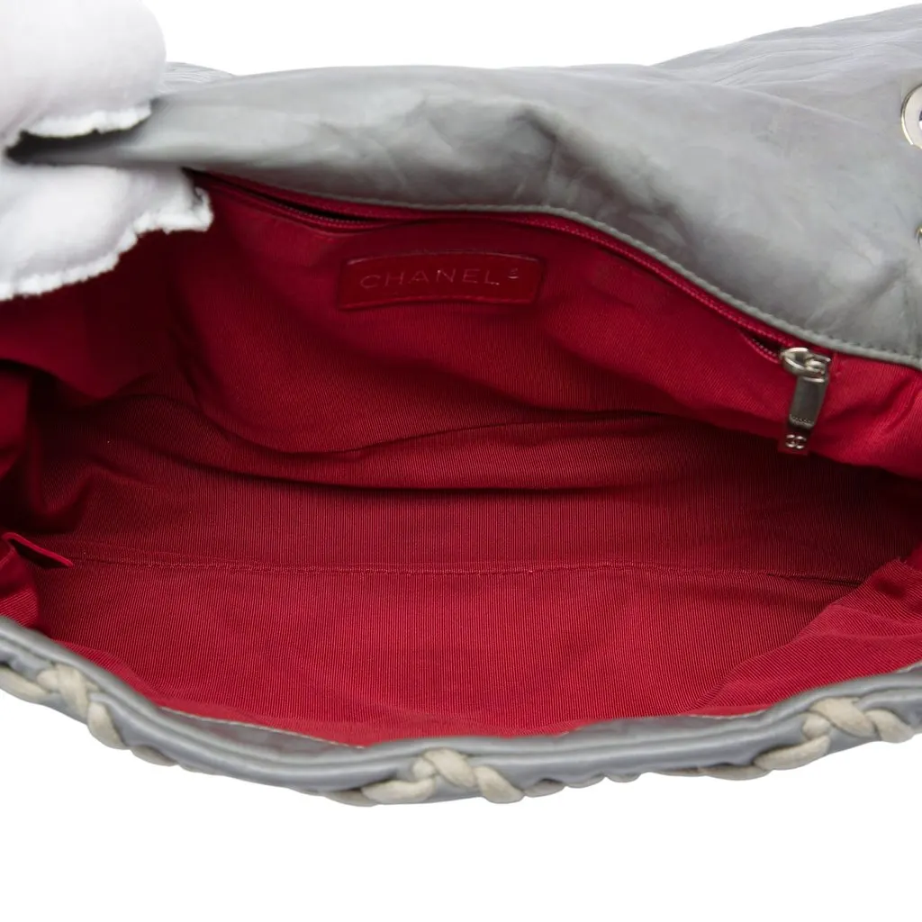 Chanel Medium Quilted Crinkled Calfskin Ultra Stitch Flap MultiColor Leather Very good - Model View