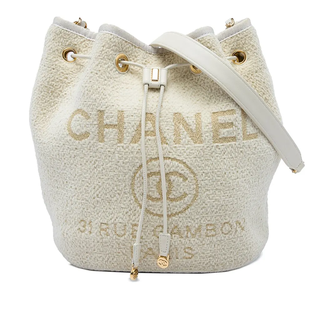 Chanel Small Tweed Deauville Drawstring Bucket Bag White Tweed Very good - Front View