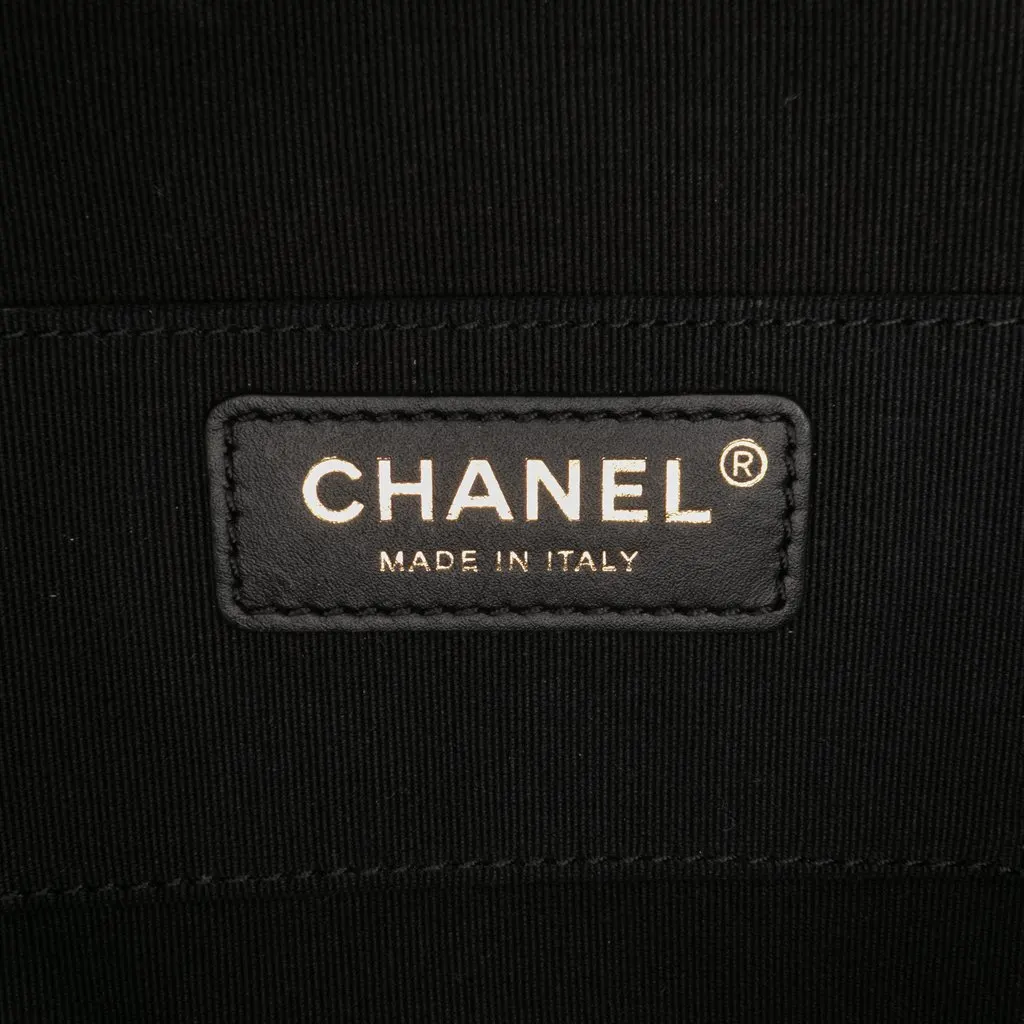 Chanel Quilted Lambskin Oval Logo Chain Top Handle Round Clutch on Chain Black Leather Very good - Box View